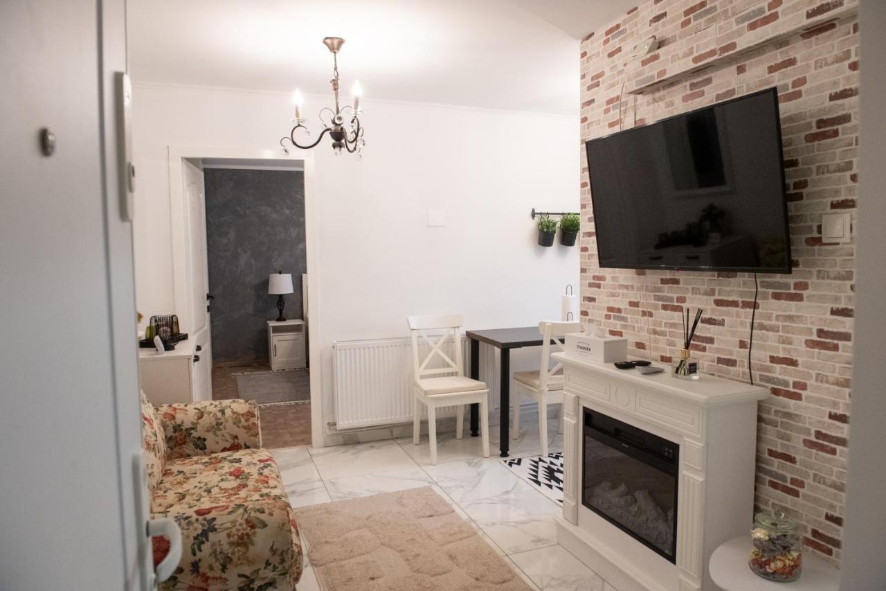 Urban Oasis Apartman Karácsonkő Kültér fotó